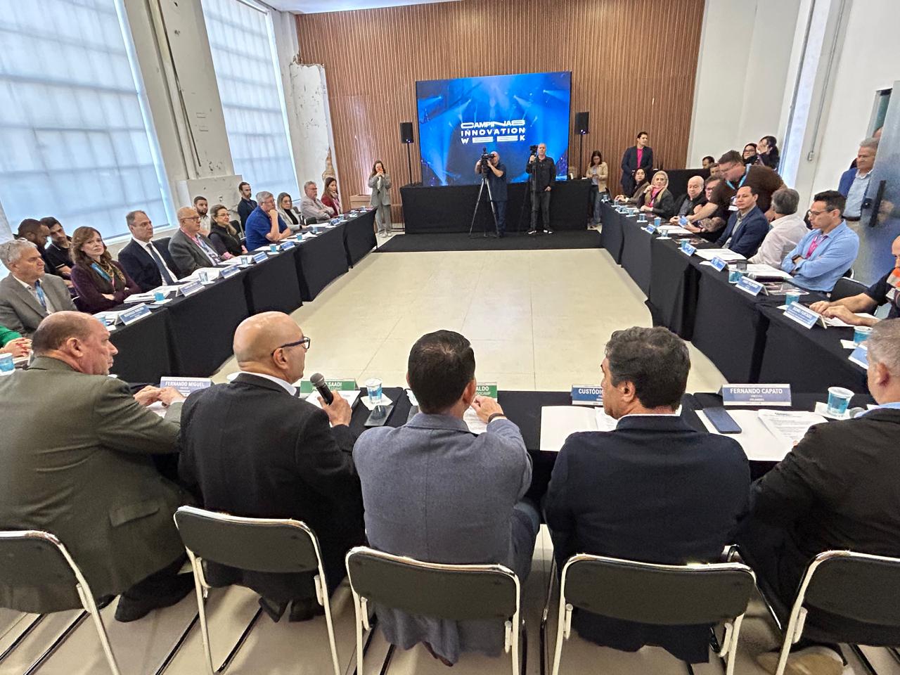 RMC se reúne e aprova criação de hub metropolitano de inovação e tecnologia