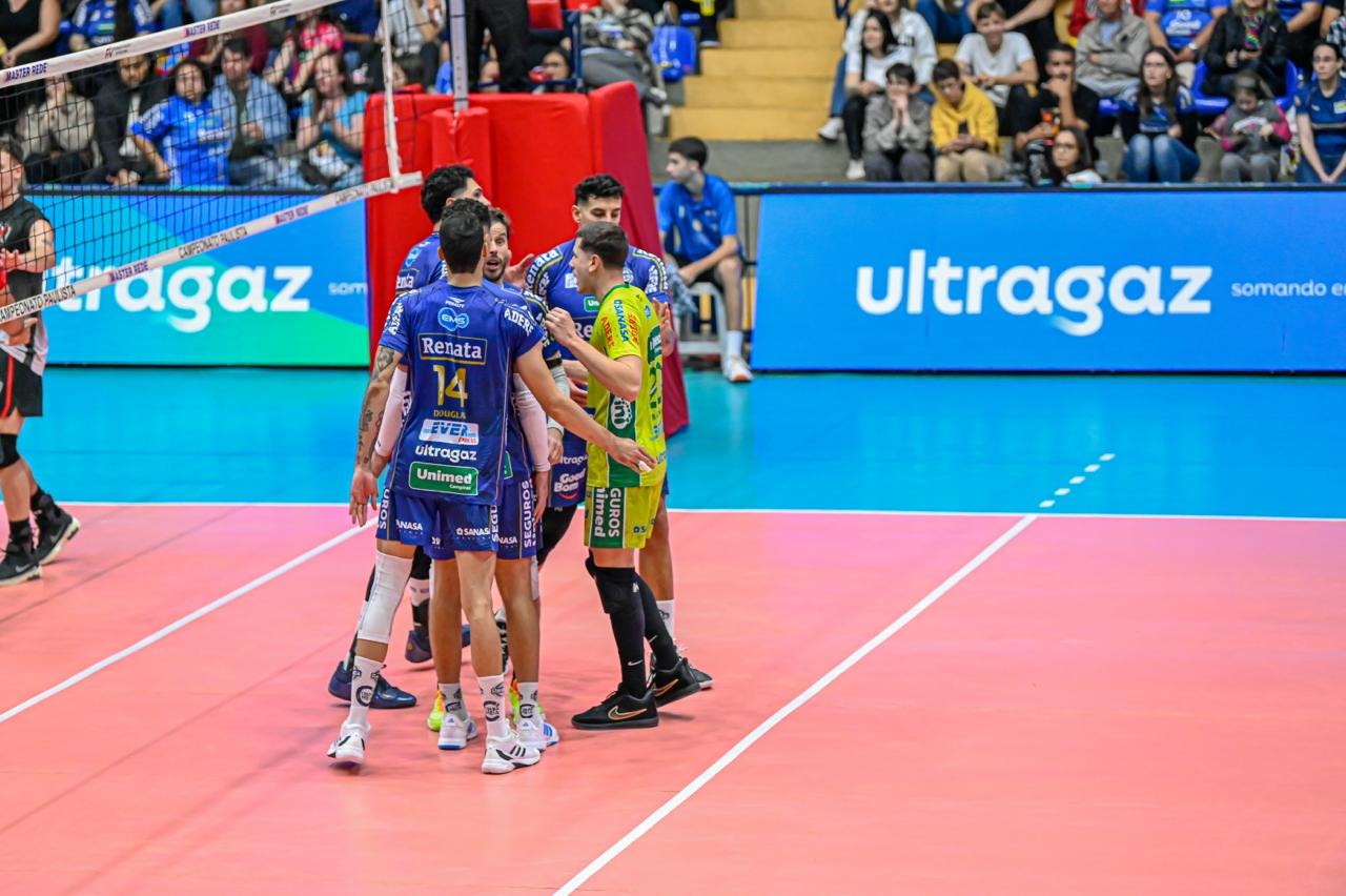 Vôlei Renata mantém invencibilidade no Estadual ao bater o Sesi-Bauru