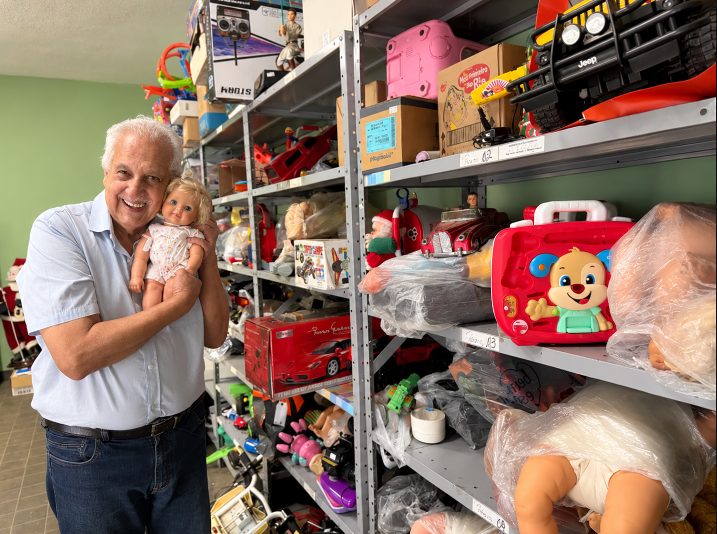 Dia das Crianças: referência no conserto de brinquedos, oficina em Campinas preserva histórias de gerações