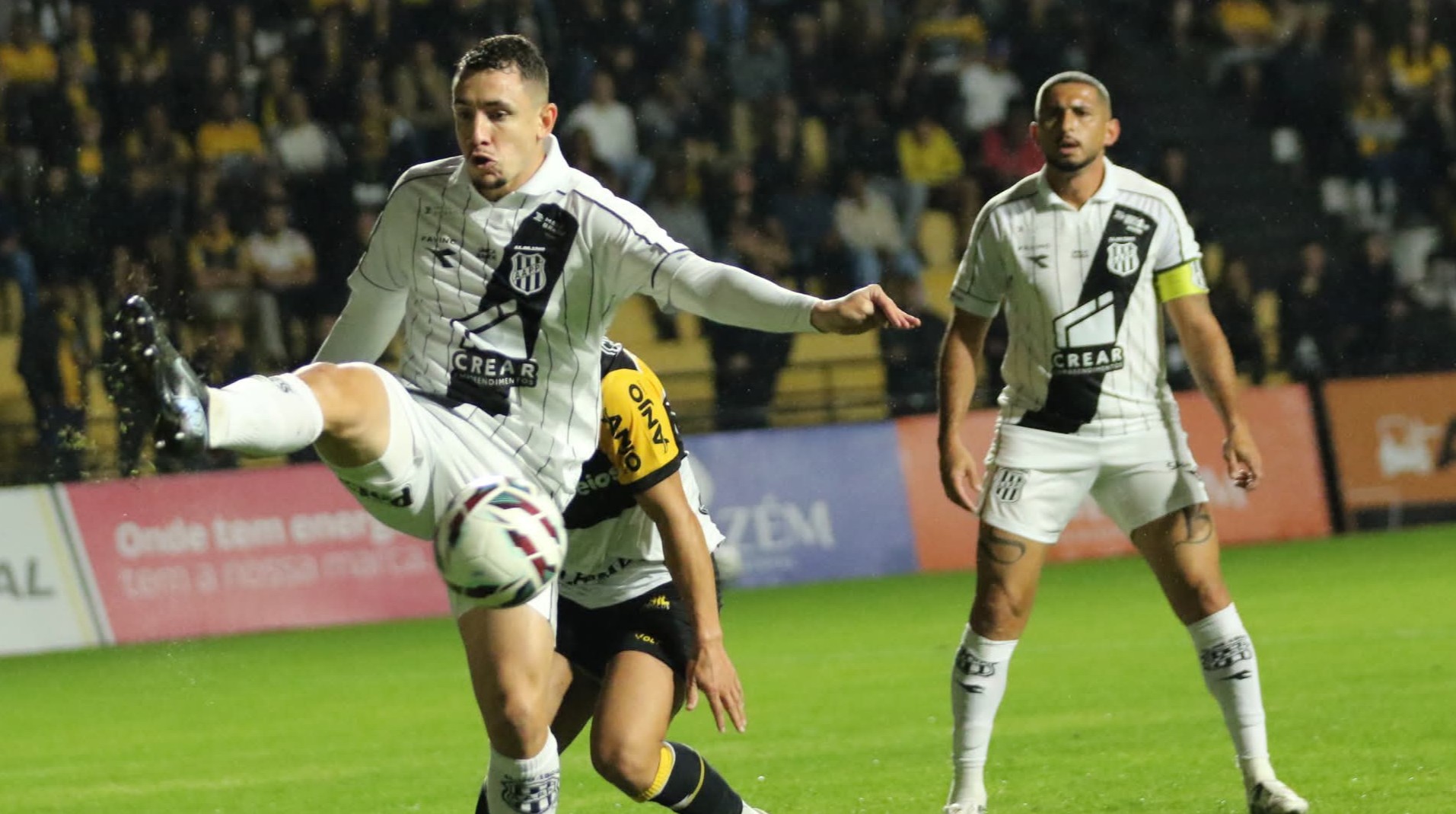 Ponte Preta é derrotada pelo Criciúma e pode ter recorde negativo na Série B
