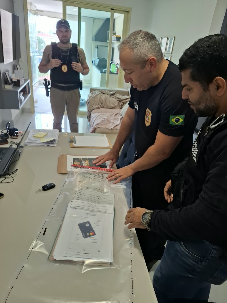 Polícia Civil apura esquema milionário de fraude em licitações de veículos 