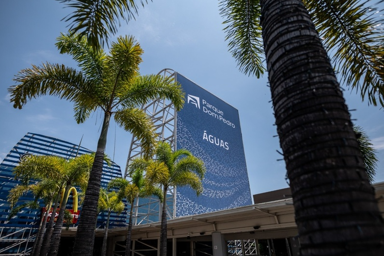Shopping oferece mais de 2 mil vagas para reforçar operações no fim do ano  