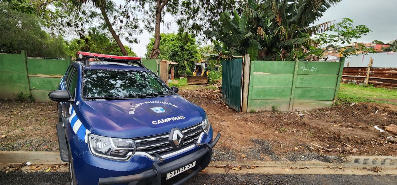 GM recupera retroescavadeira roubada de pátio da Prefeitura de Campinas 