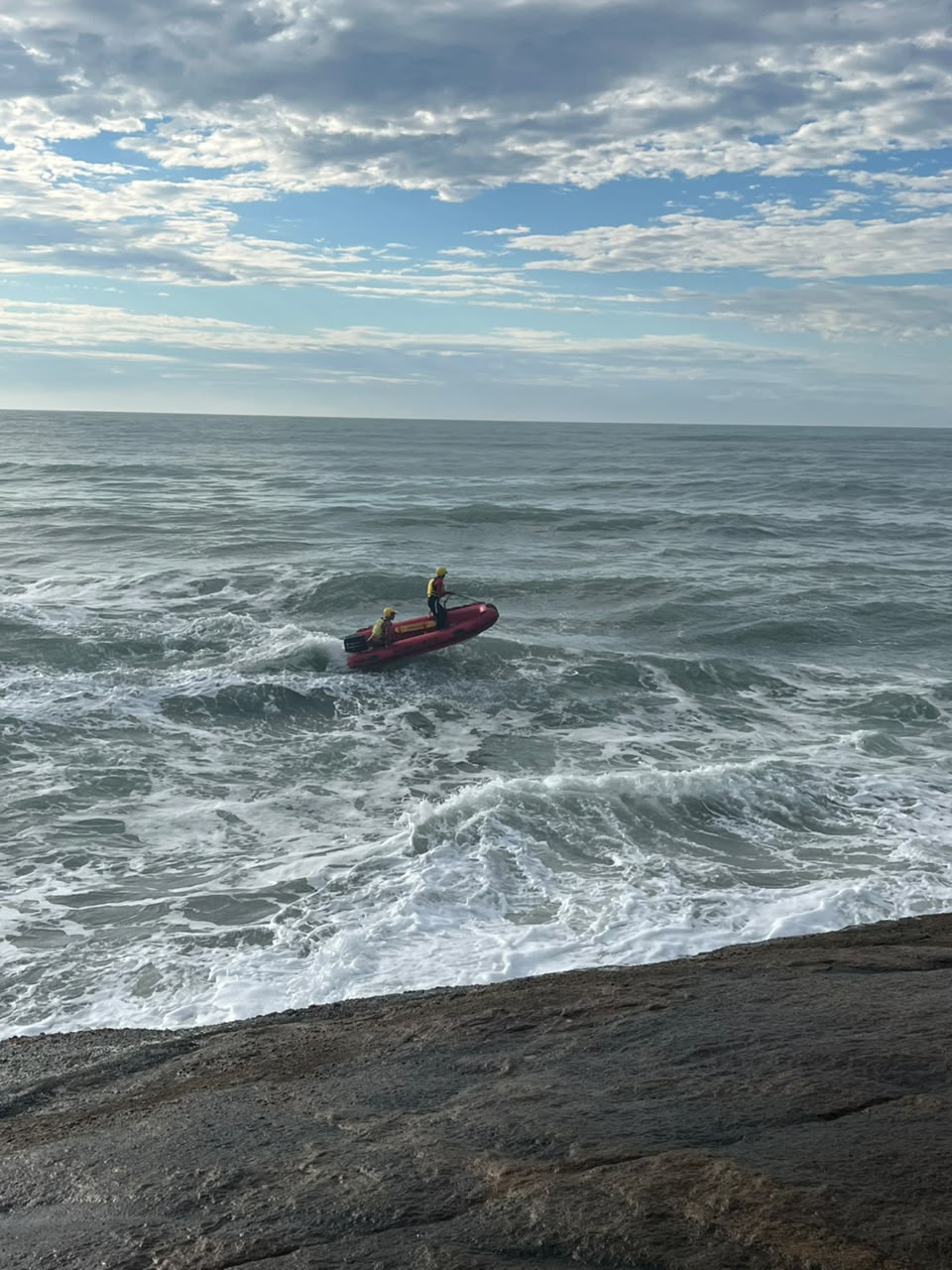 Morador de Amparo desaparece após afogamento em praia de Ubatuba