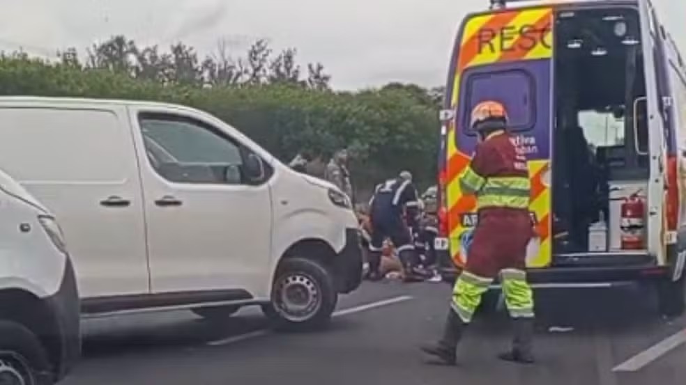 Motociclista morre após bater na traseira de caminhão na Anhanguera, em Campinas