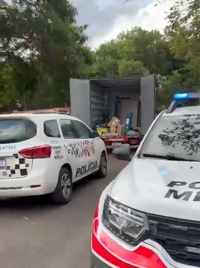 Caminhão com mercadorias do Mercado Livre é recuperado em Hortolândia 
